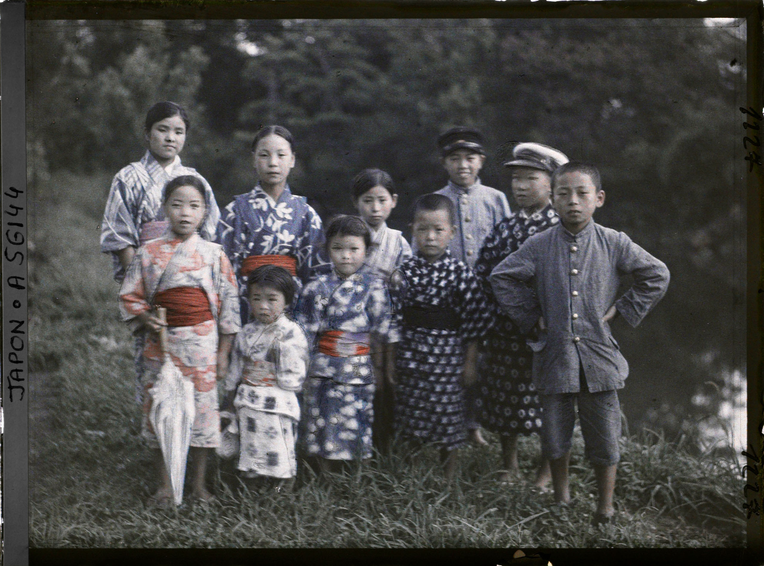 Grouped'enfantsdelacampagne_A56144S